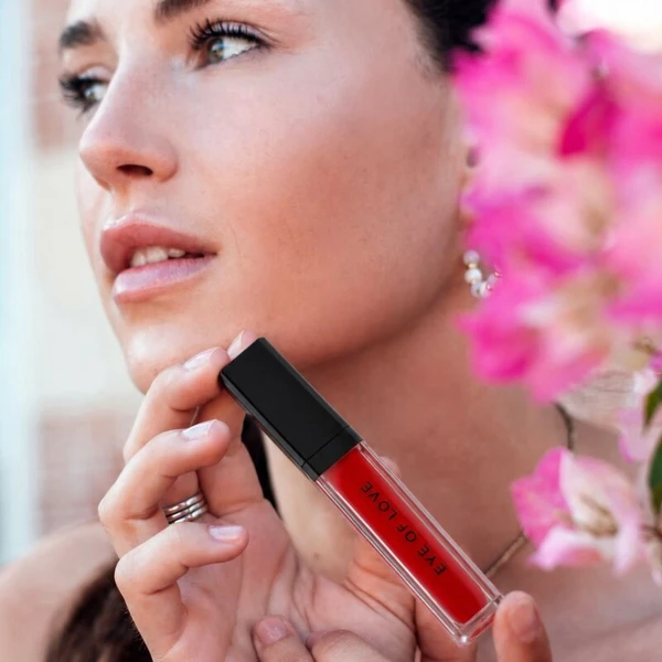 EYE OF LOVE - MATCHMAKER CRIMSON KISS LUCIDALABBRA ROSSO EFFETTO VOLUMIZZANTE CON FEROMONI 8,5 ML